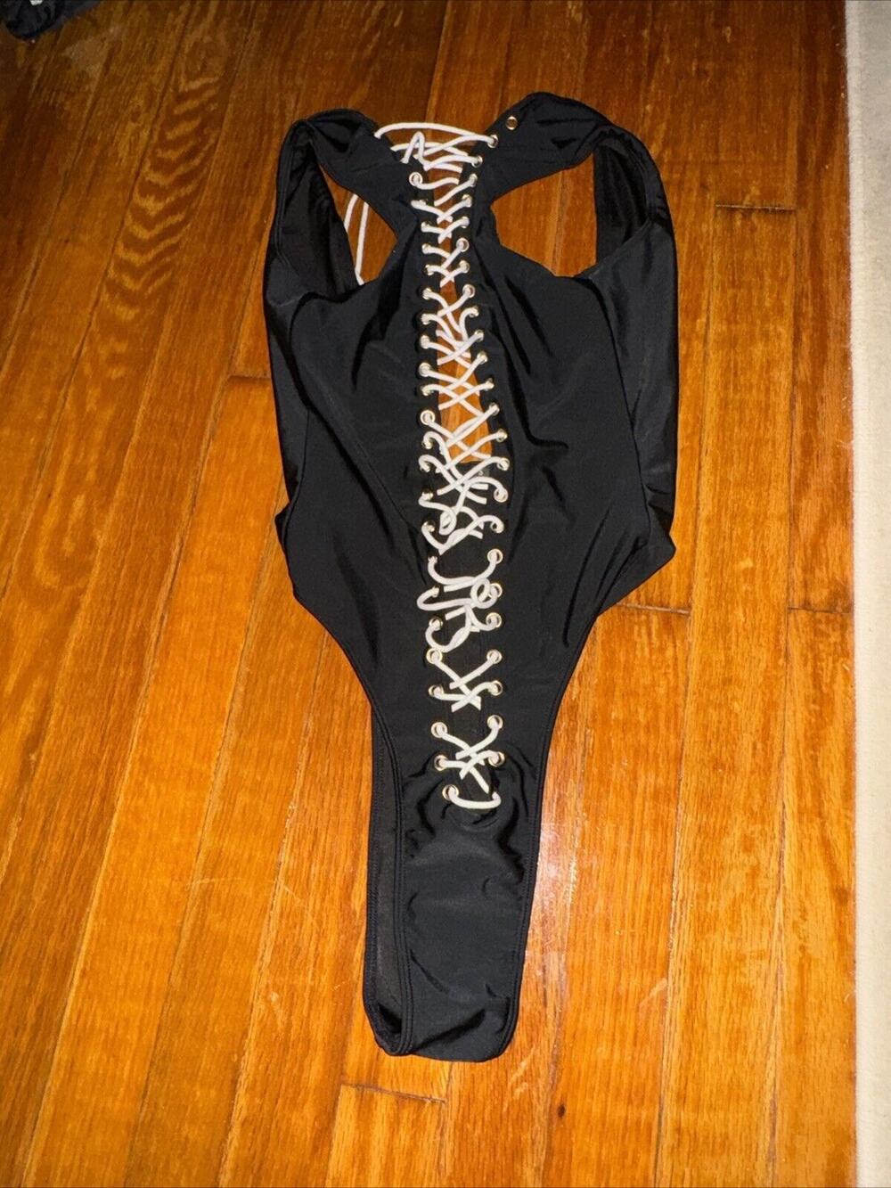 Lace Up Grommet V-neck Black One Piece Swimsuit Small SEXY White Lace Up